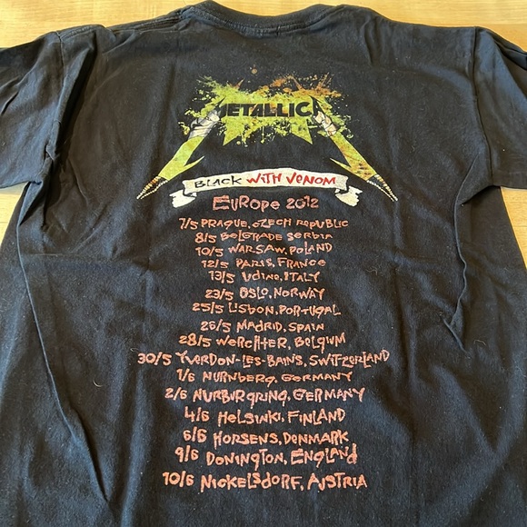 Metallica Black with Venom Don’t Tread on Me Concert Graphic Tee T-shirt Medium - Picture 4 of 4